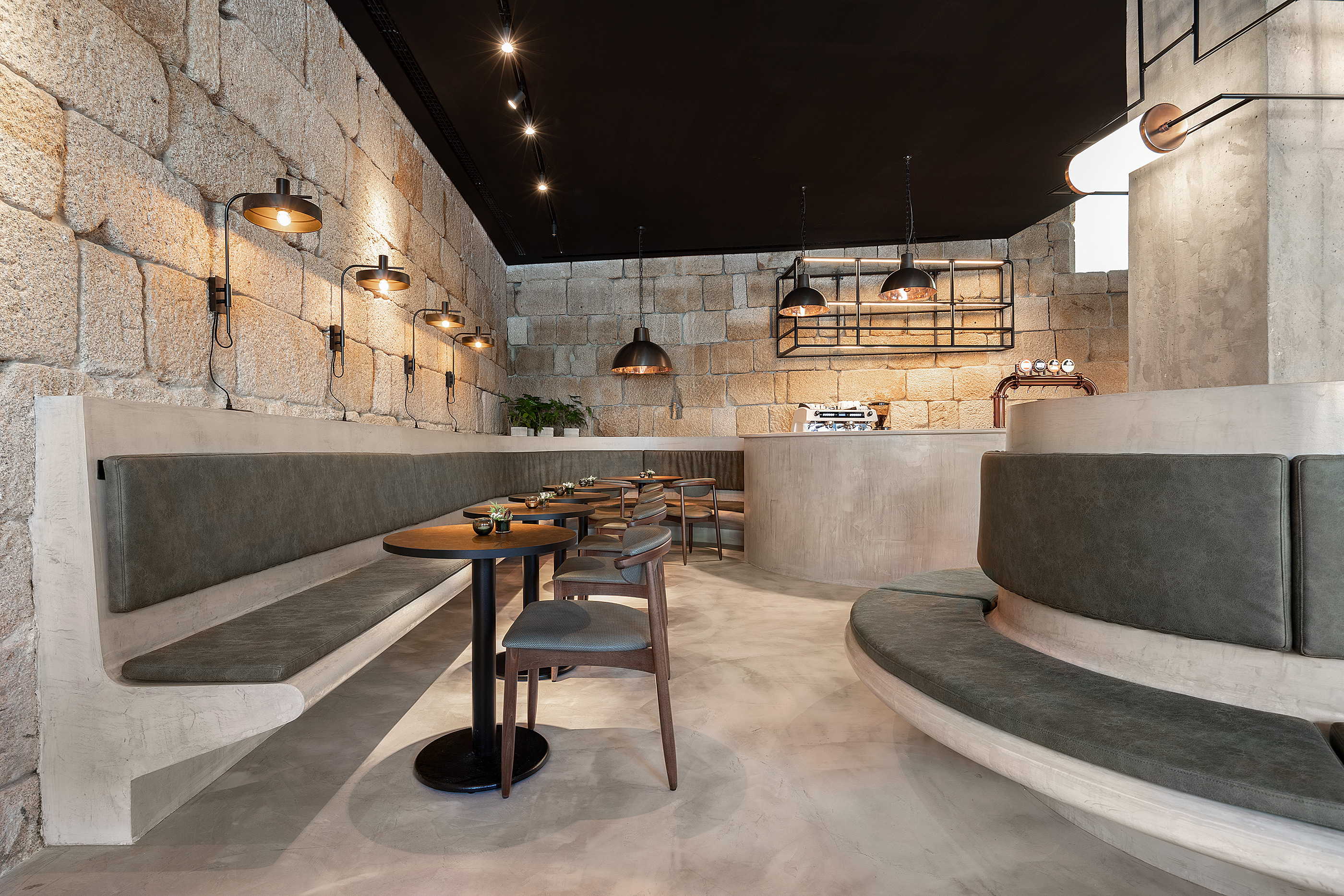 Concrete seating — Exmo Hotel