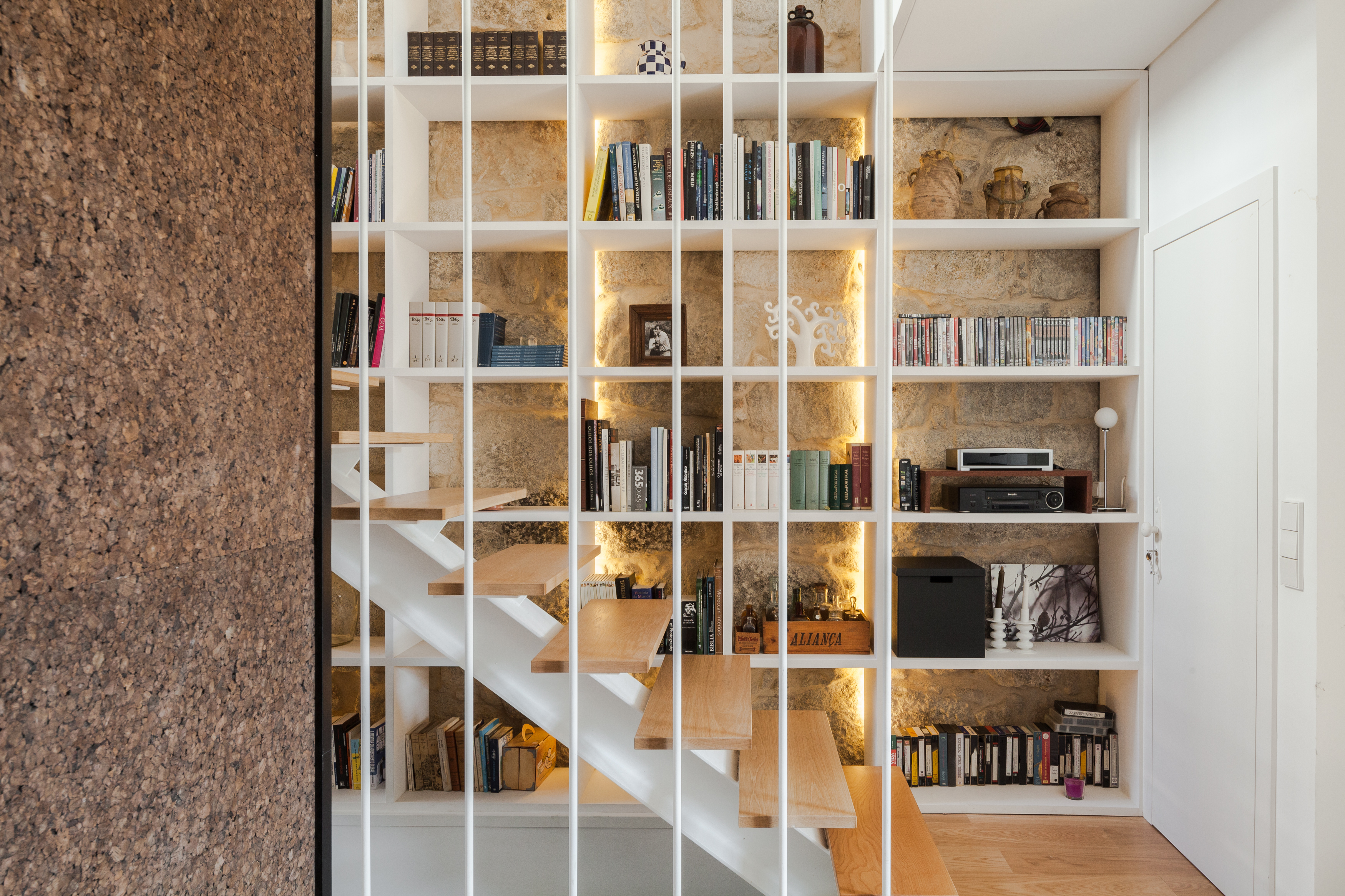 stair and library . cedofeita house