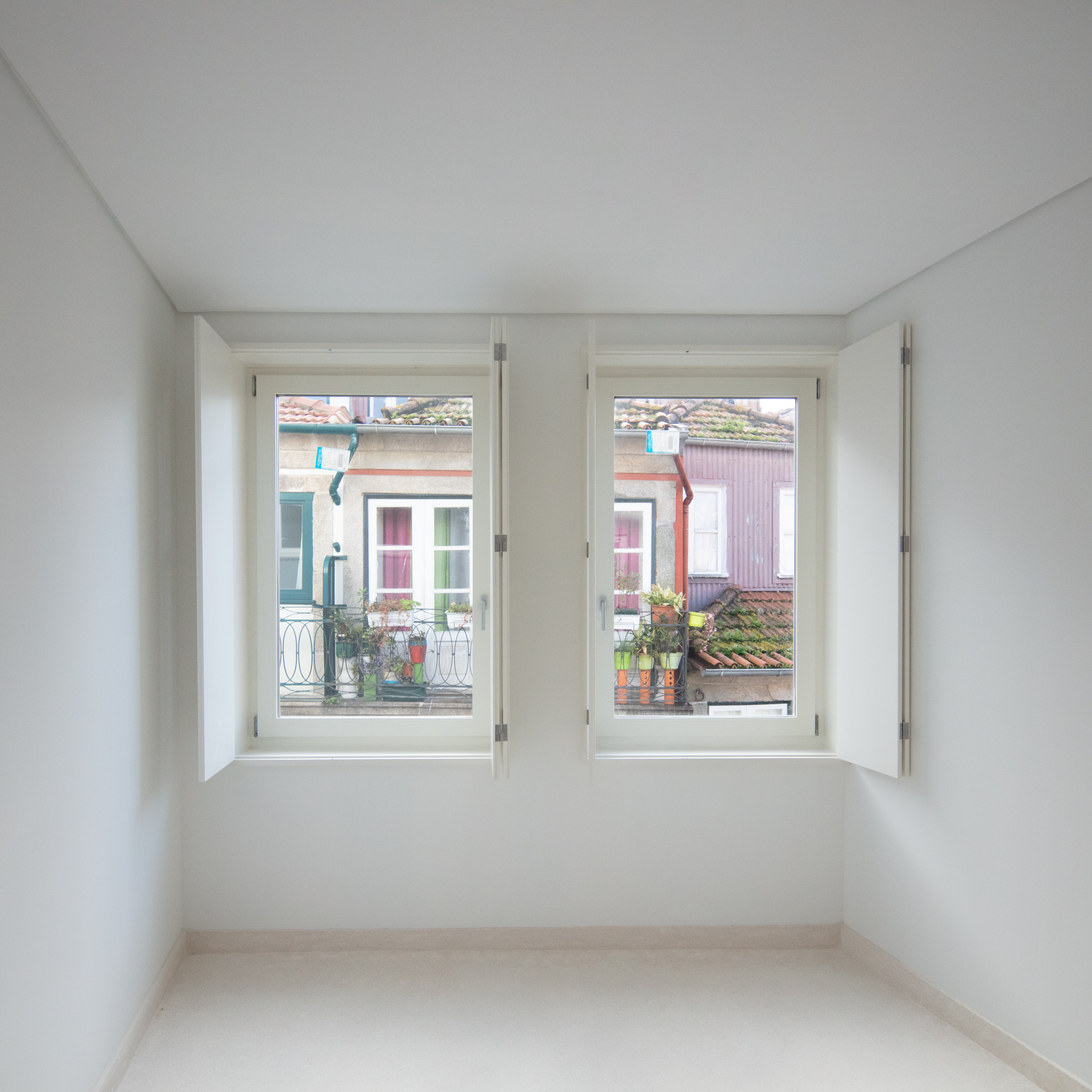mouzinho apartments